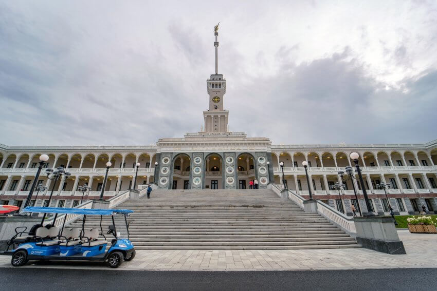 На Северном речном официально закрыли навигацию