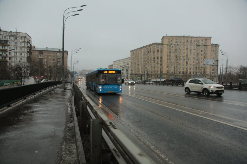 На Волоколамском шоссе продлили полосу для автобусов