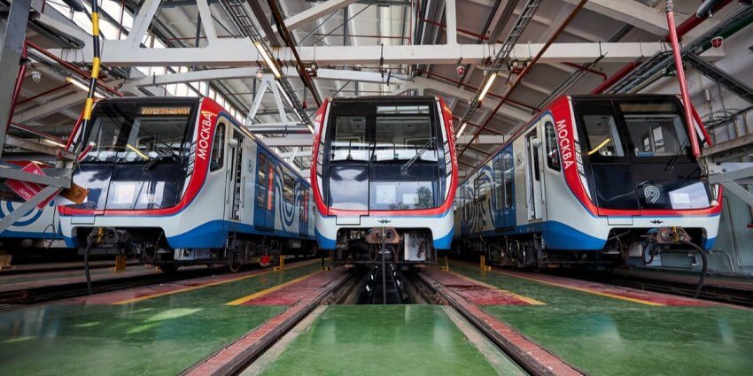 Новые поезда выйдут на «зеленую» ветку метро в 2024 году