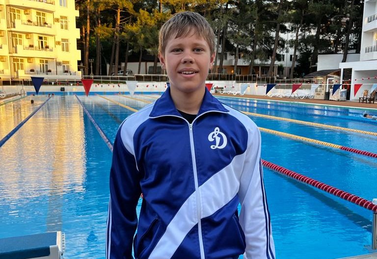 Семиклассник из Головинского стал лучшим в России пловцом