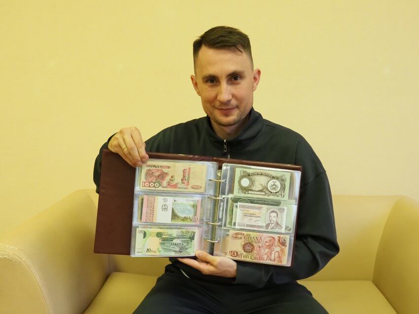 Преподаватель из Тимирязевского собрал необычную коллекцию банкнот
