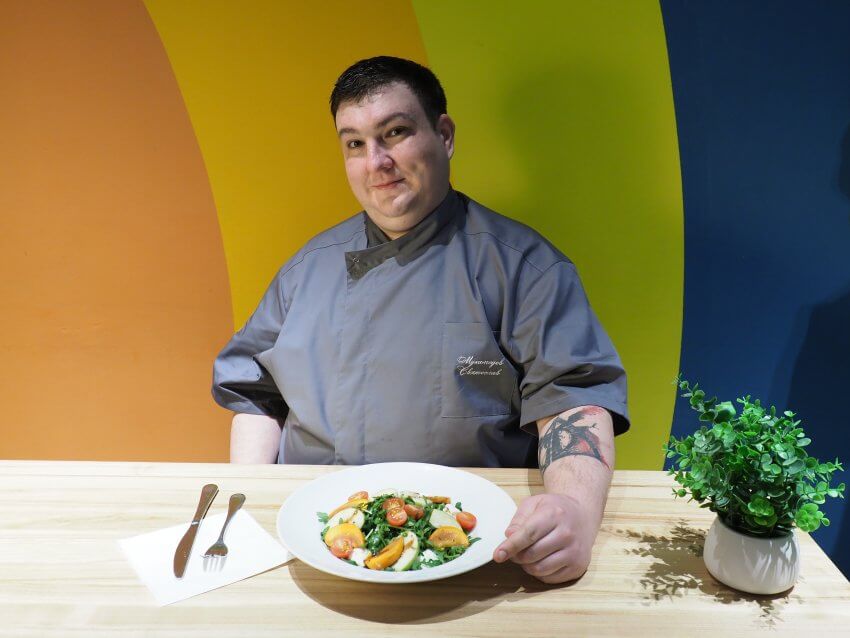 Шеф-повар из Хорошёвского рассказал о блюдах из хурмы