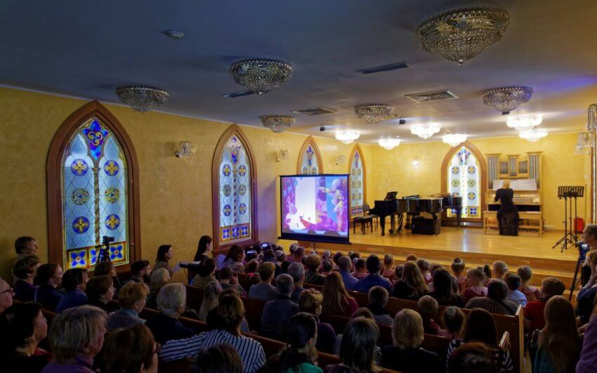 В филармонии на Михалковской прозвучат «Времена года» Вивальди