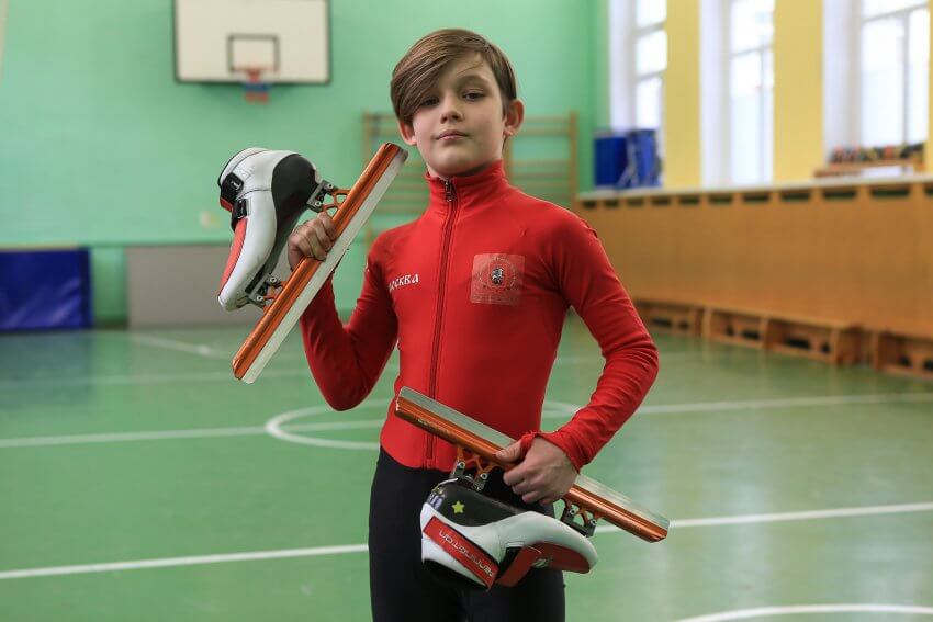 Пятиклассник из Ховрина выиграл три золота на соревнованиях по шорт-треку